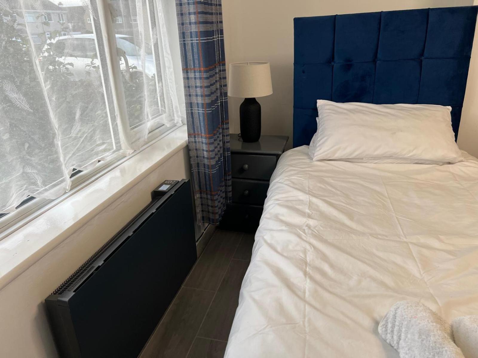 Beautiful 2-Bedroom In Grays Close To Lakeside Exterior foto